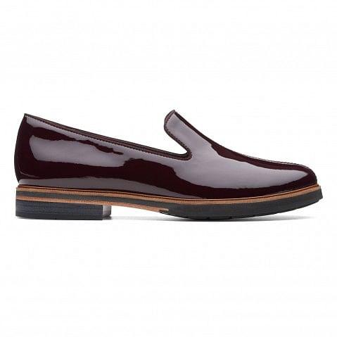 clarks frida loafer