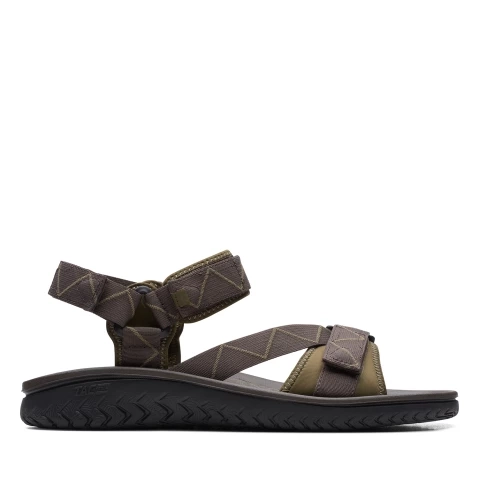 Clarks Women's April Cove Studded Strapped Comfort Sandals | CoolSprings  Galleria