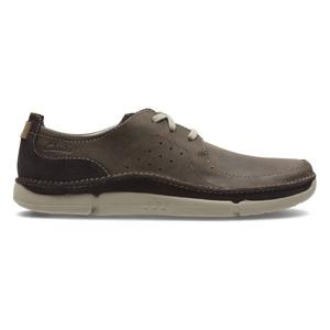 Clarks online shopping india discount