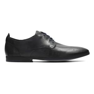 Clarks boots online india new arrivals