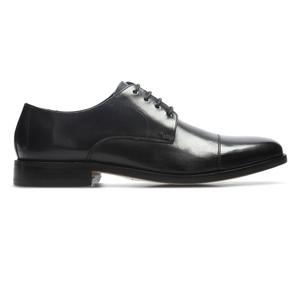 James cap clarks shop