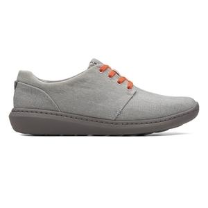 Step urban clarks store