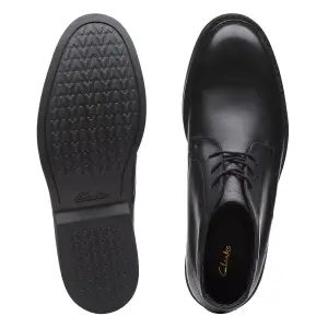 Clarks banbury mid chukka boot top