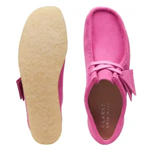 Wallabee. Pink Suede