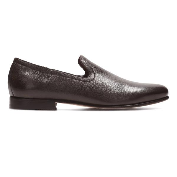 Clarks form outlet step