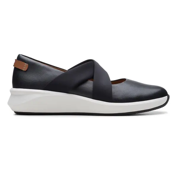 Buy Clarks Un Rio Cross Black Leather for Women Online Clarks Shoes India