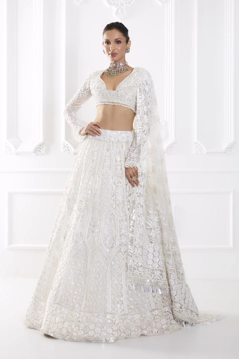 Manish Malhotra white lehenga – Kuro Clothing India