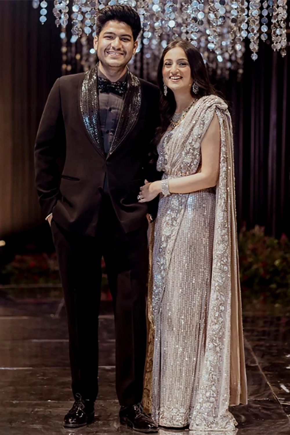 Bride: Pavani Kansal Singla & Groom: Pranav Singla All Glamedup In MM Outfit.