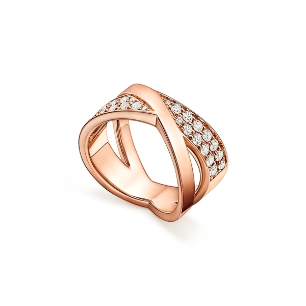 Wide Ring in Rose Gold with Diamonds