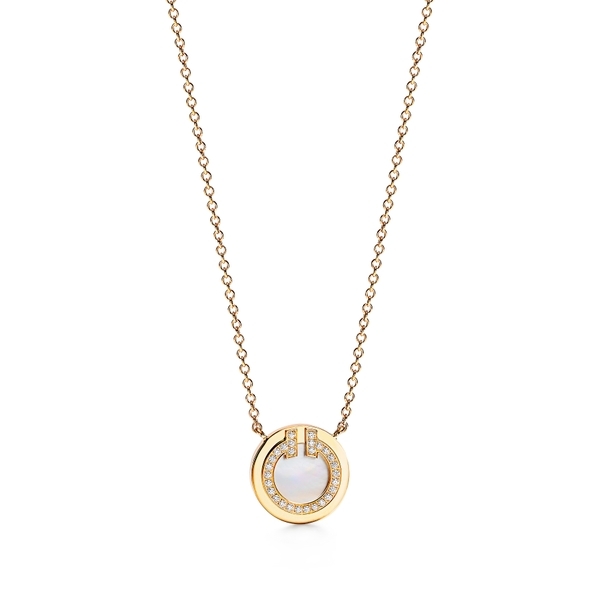 Diamond and Mother-of-pearl Circle Pendant