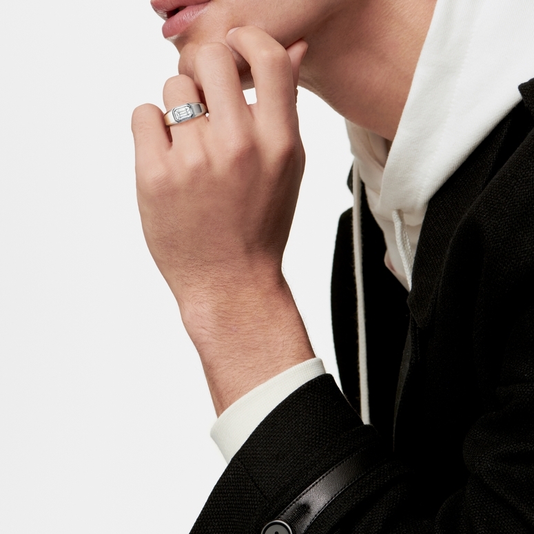 Jack Platinum Ring For Men | Timeless Diamond Ring For Him | CaratLane