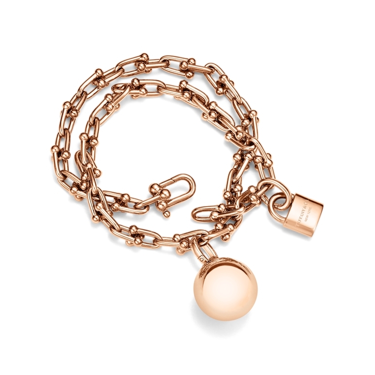 18K Japan Gold charms bracelet, Women's Fashion, Jewelry & Organizers,  Bracelets on Carousell