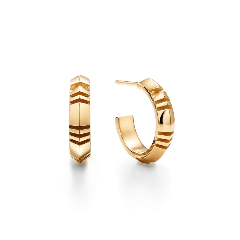 14kt Gold Dainty Diamond Huggie Earrings – Elite Fine Jewelers