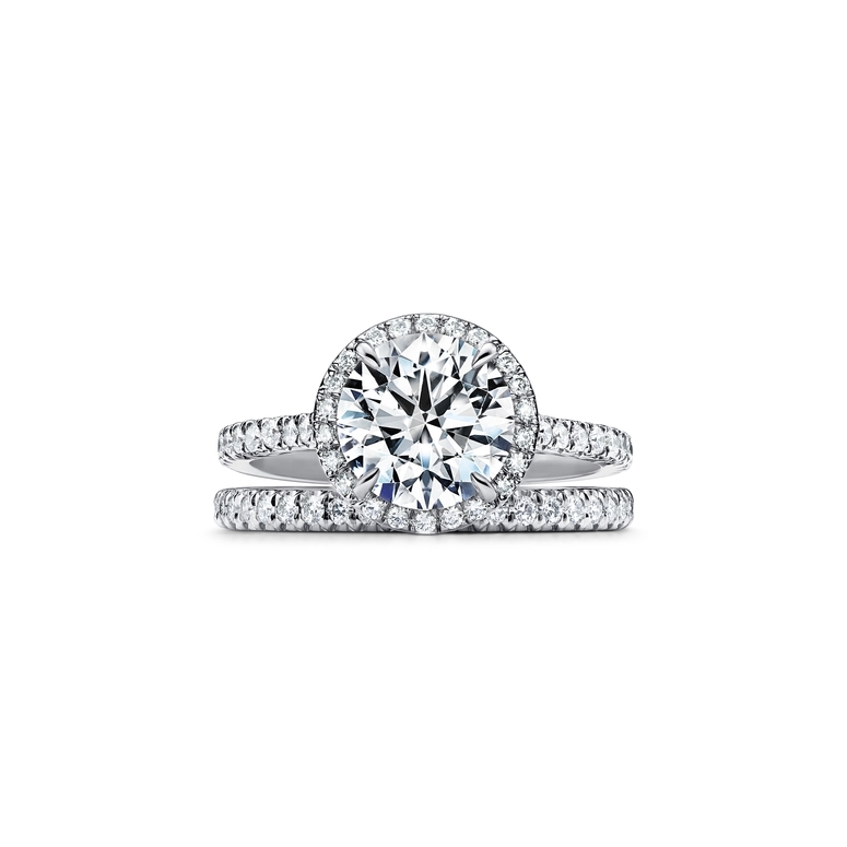Tiffany Novo® Round Emerald Ring in Platinum with Pavé Diamonds | Tiffany &  Co.