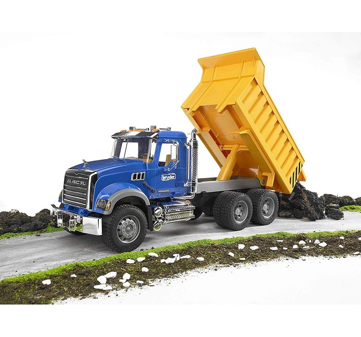 Bruder 1:16 Mack Granite Dump Truck Vehicles for Kids age 3Y+ 