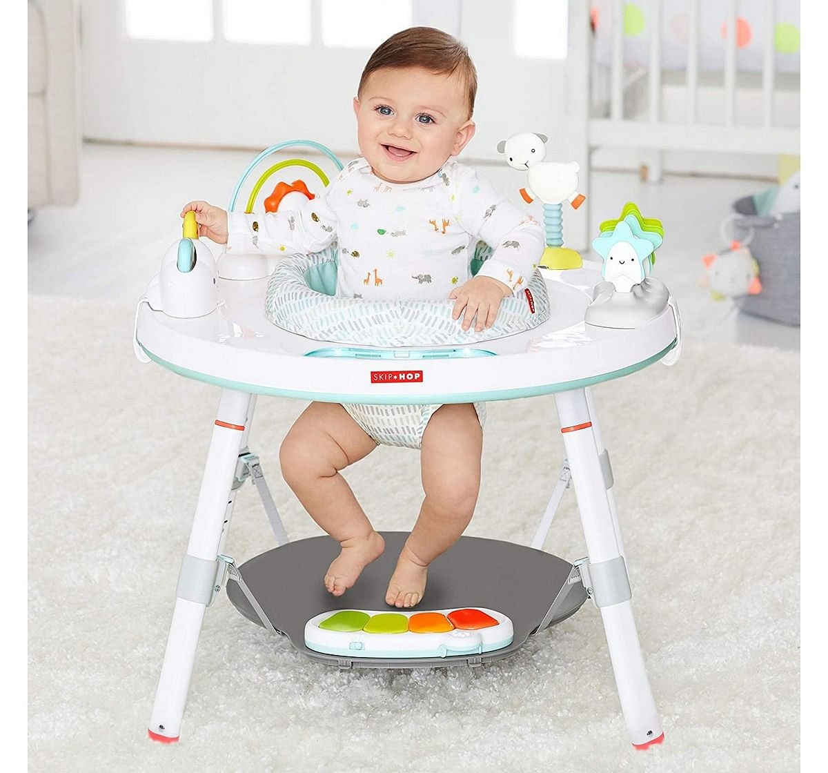 Skip Hop Silver Lining Cloud activity center 3-stage Plastic playtable White 4M+