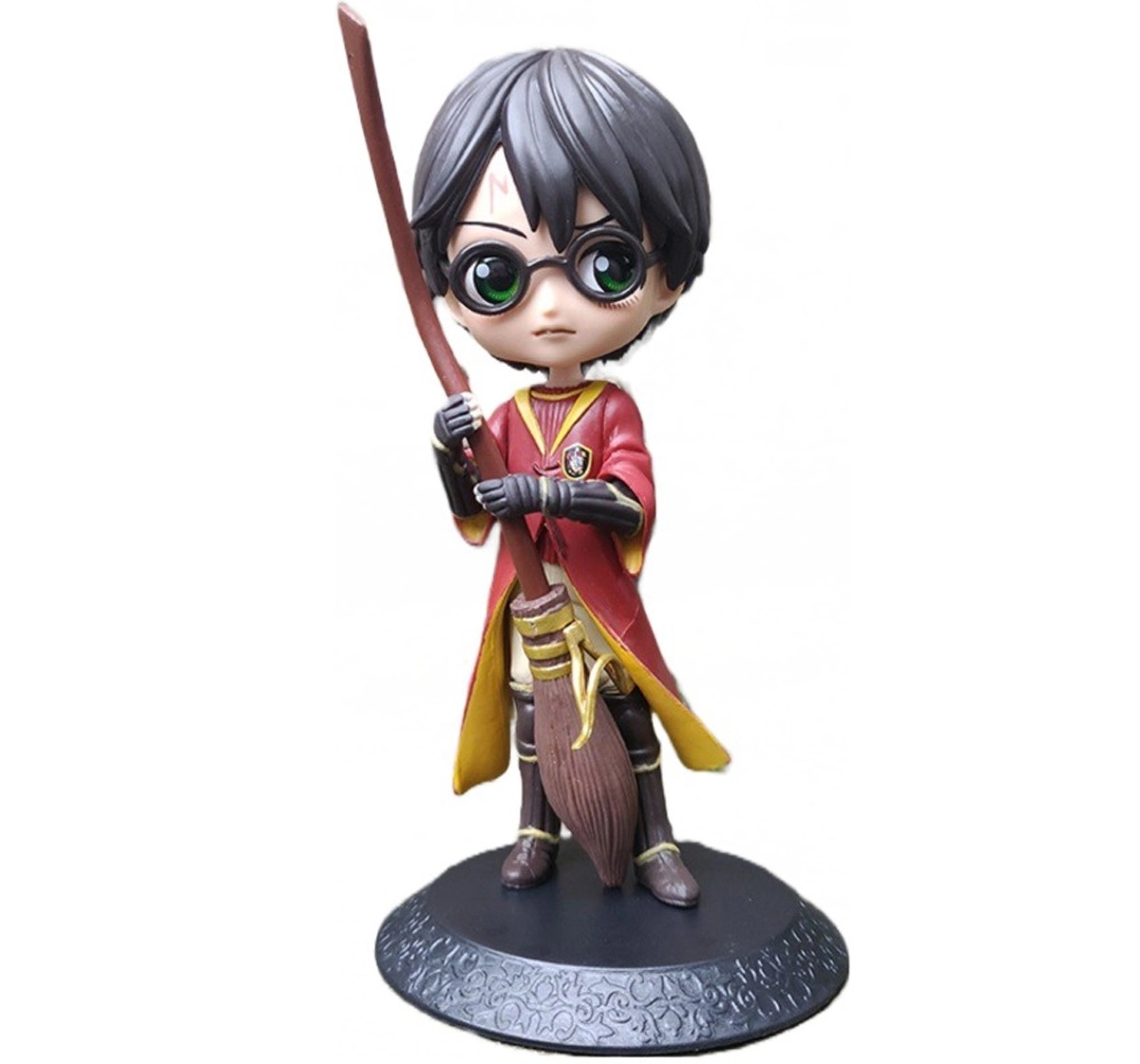Banpresto Harry Potter Q Posket Harry Potter Quidditch Style, Collectible Toys for Adults & Kids,Showpiece for Home Dcor, Office Desk and Study Table