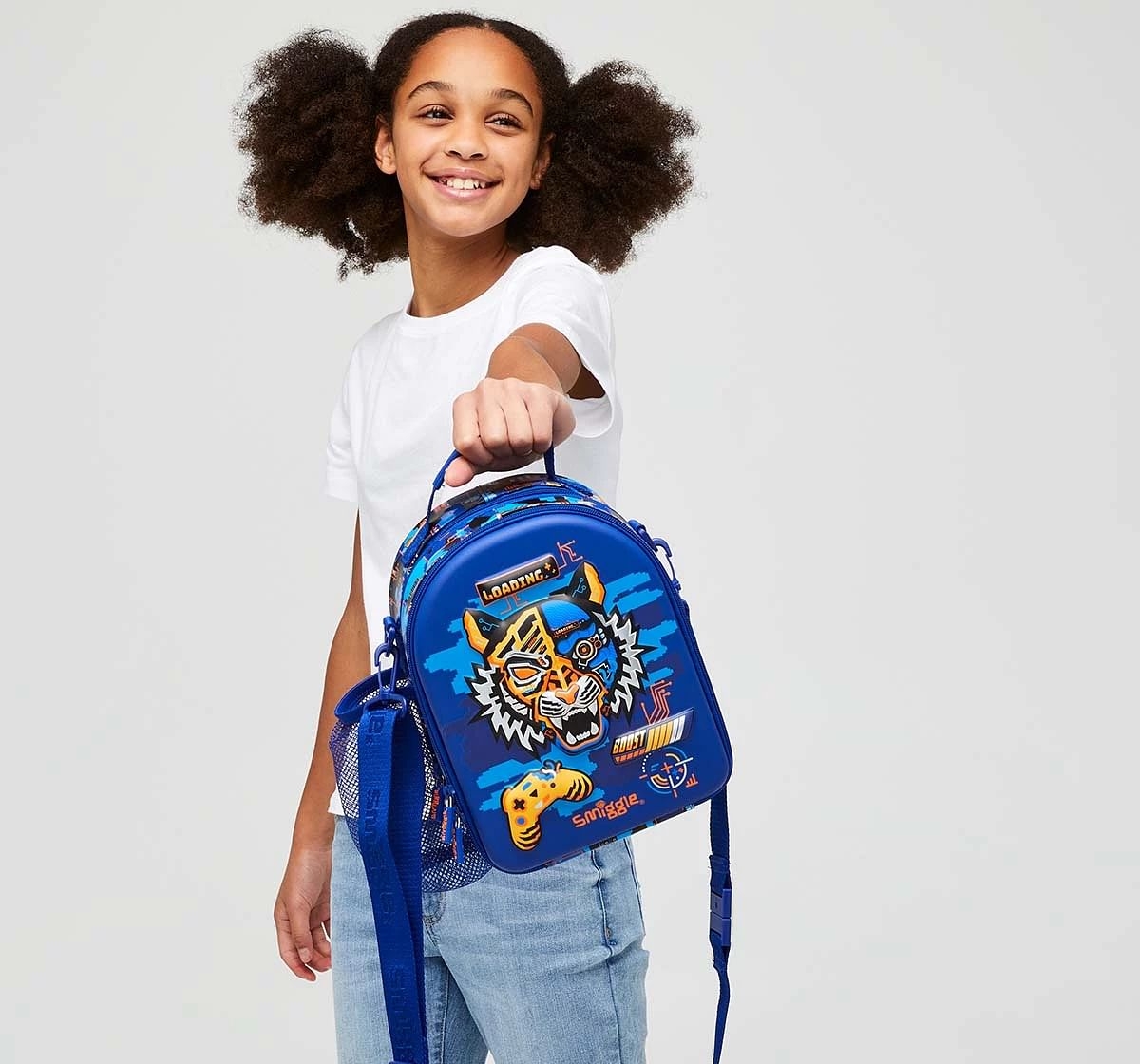 Smiggle Hey There Collection Lunchbag Hardtop Navy, 4Y+