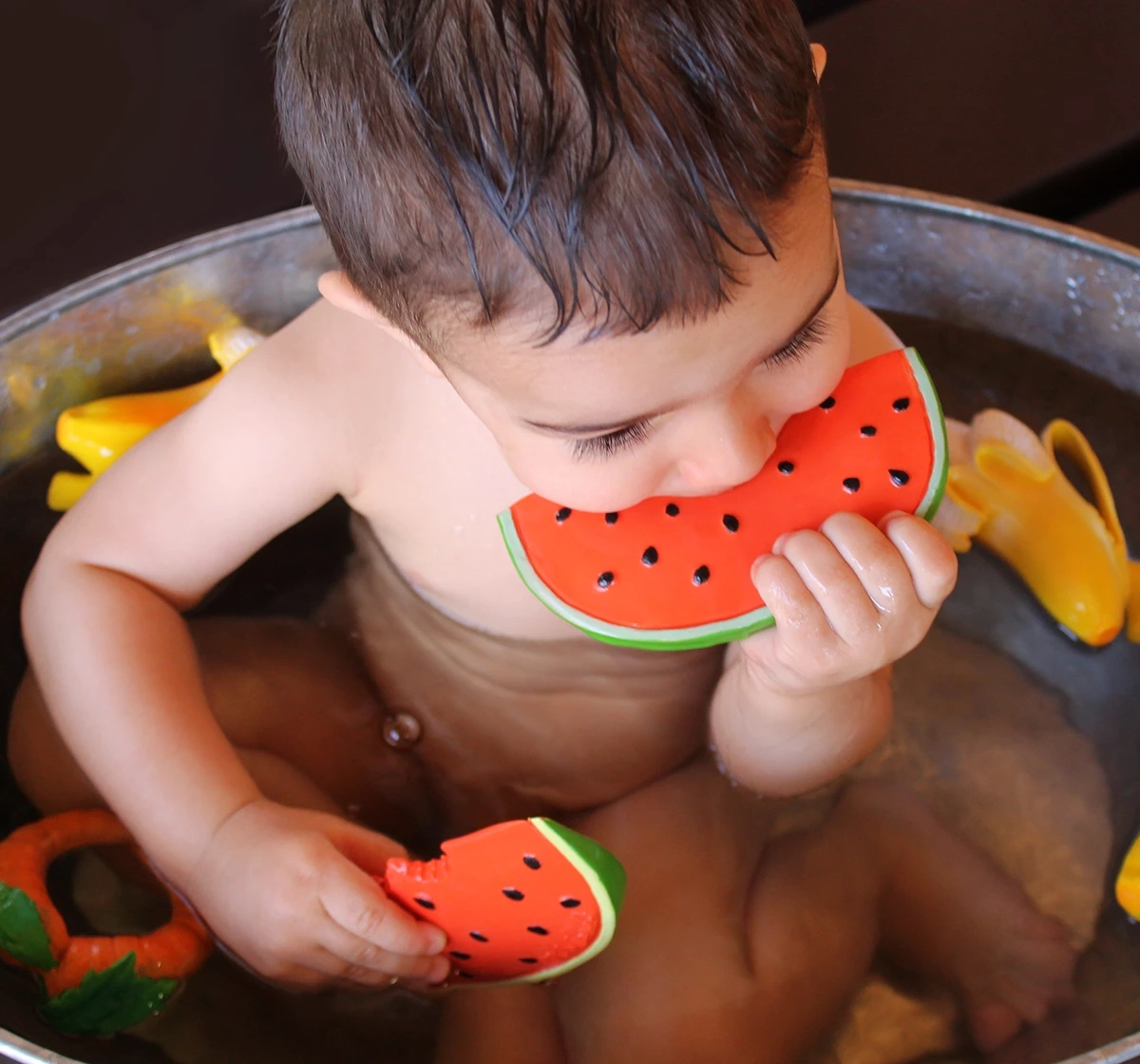 Oli & Carol Wally The Watermelon Natural Rubber Teether Red 0M+