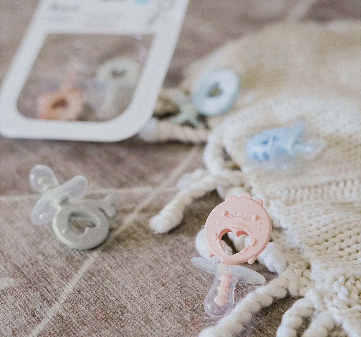 ZoLi Binki.T Pacifier & Teether Combination Circle Pack of 2 Pink 0M+