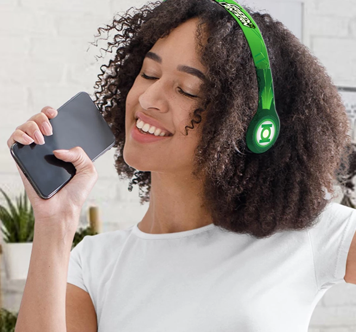 Macmerise Suit up Green Lantern P47 Wireless On Ear Headphones Multicolour 12Y+