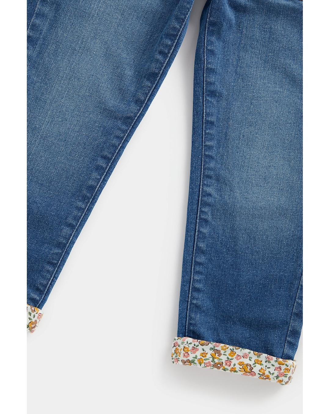Share 195+ ladies jeans new design latest