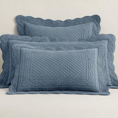 Heirloom Scallop Quilted Sham