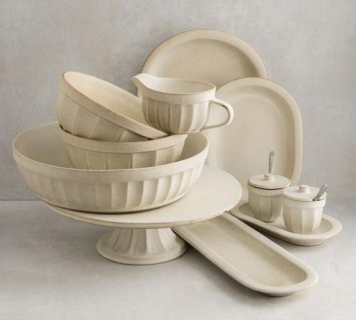 Mendocino Stoneware Gravy Boat-Ivory