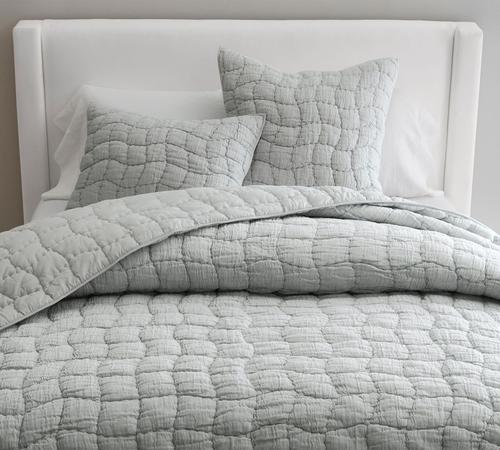 PB purchases Teen West Elm Twin/Twin XL Sunrise comforter