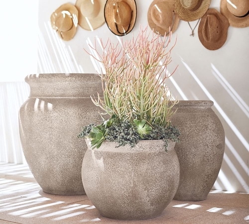 Azina Planters