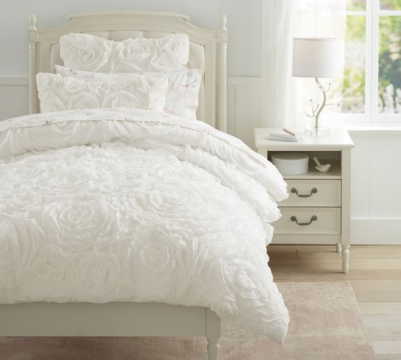 Monique lhuillier rosette discount quilt & shams