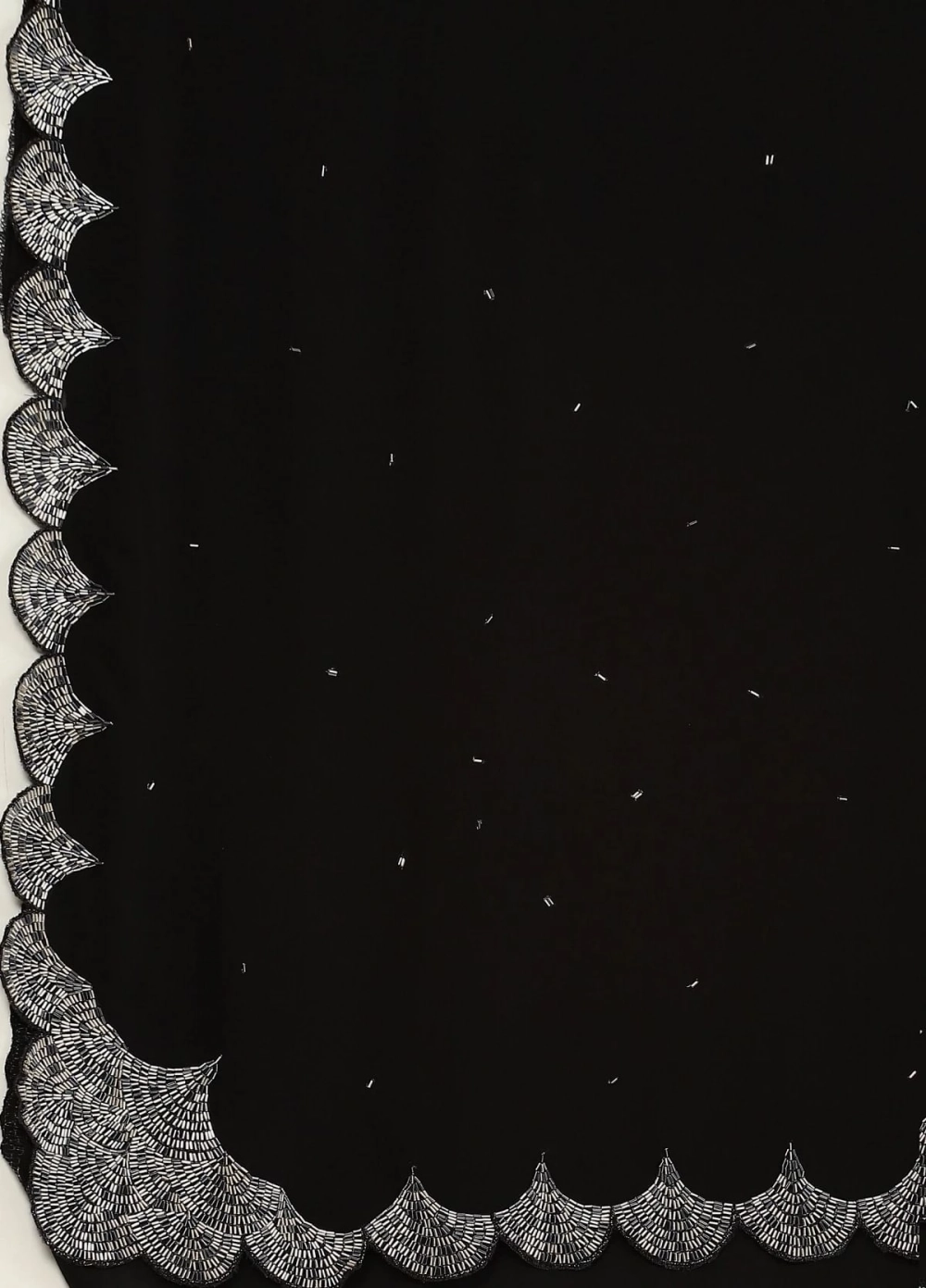 https://cdn.pixelspray.io/v2/black-bread-289bfa/hjn_19/original/product/410329555001/665/410329555001_6_3325.webp