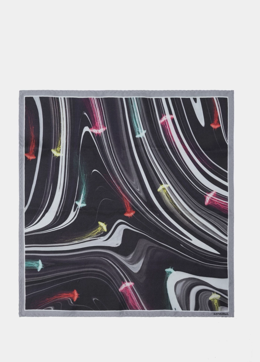 https://cdn.pixelspray.io/v2/black-bread-289bfa/hjn_19/original/product/410386776001/665/410386776001_3_3026.webp
