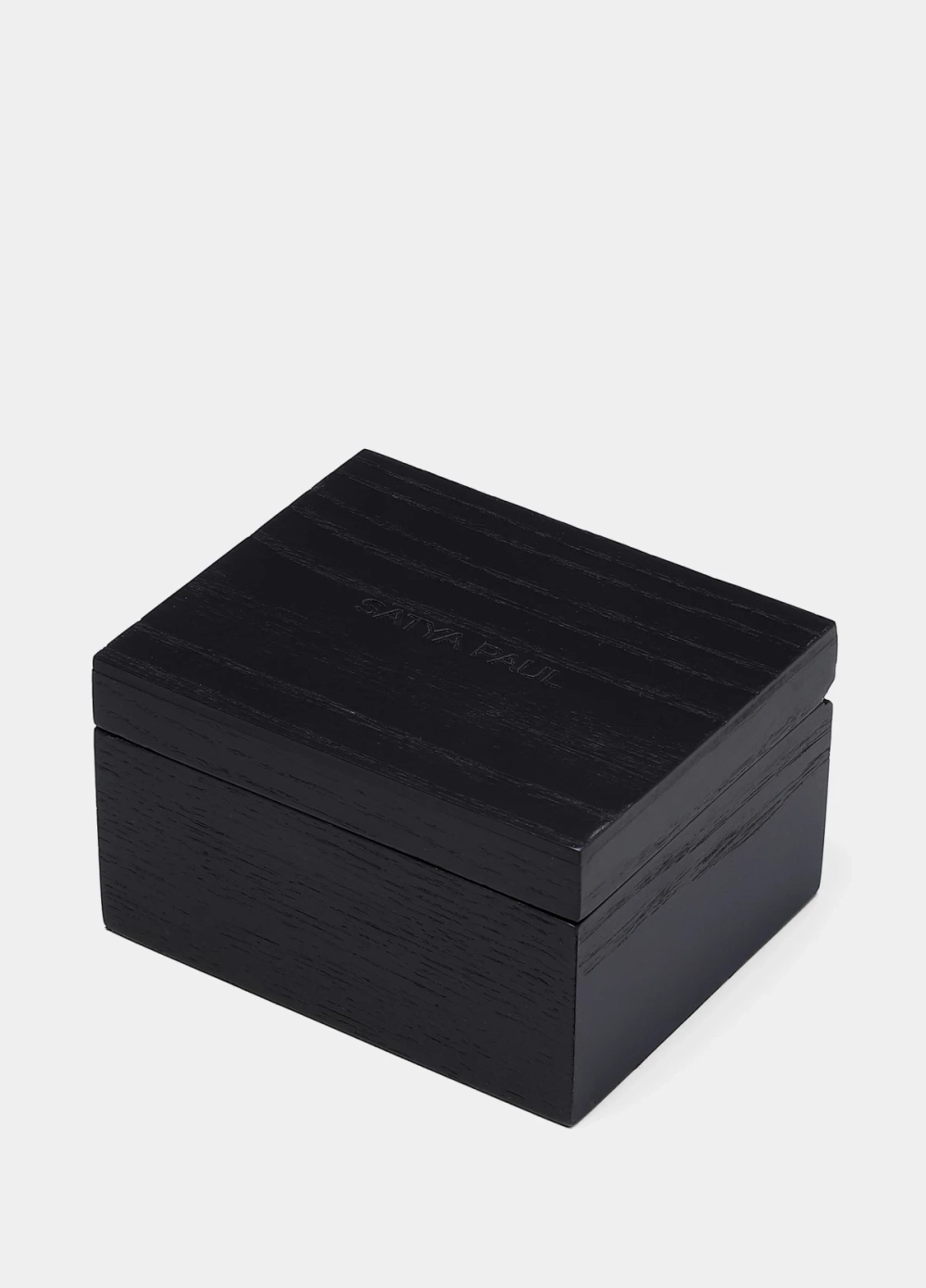 https://cdn.pixelspray.io/v2/black-bread-289bfa/hjn_19/original/product/410387465001/665/410387465001_8_8586.webp