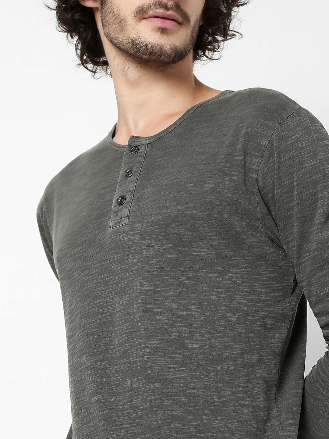 Heathered CPD Slim Fit Henley T-shirt