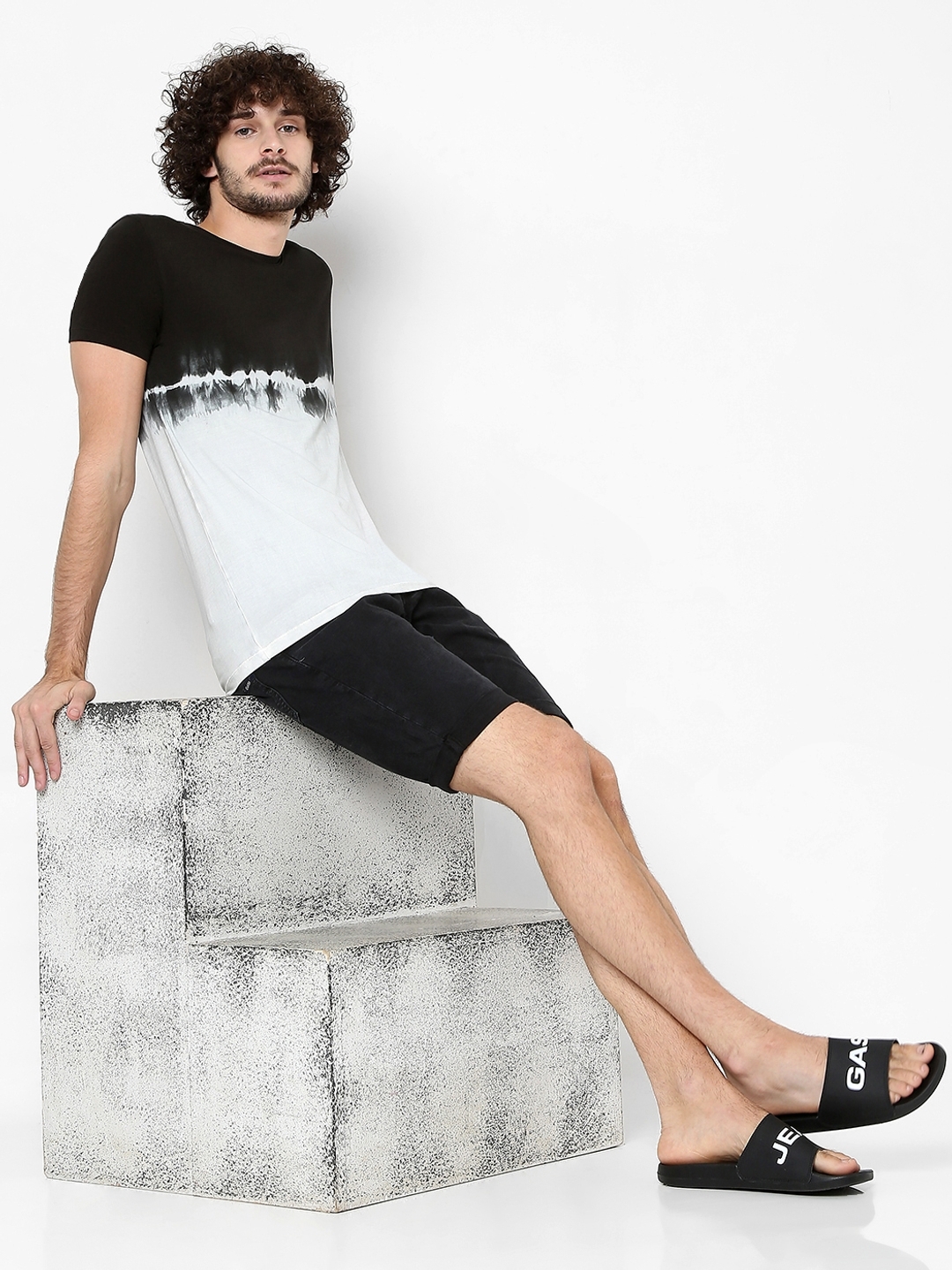 Scuba Indie Drip Relaxed Fit Crew-Neck T-shirt