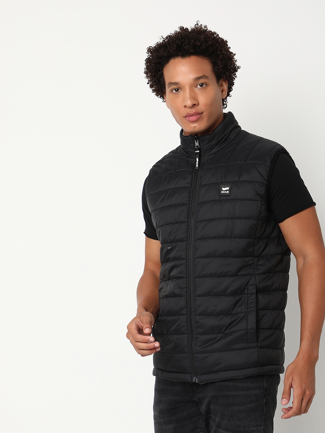 Regular Fit Sleeveless High Gilet Neck Solid Nylon Jacket