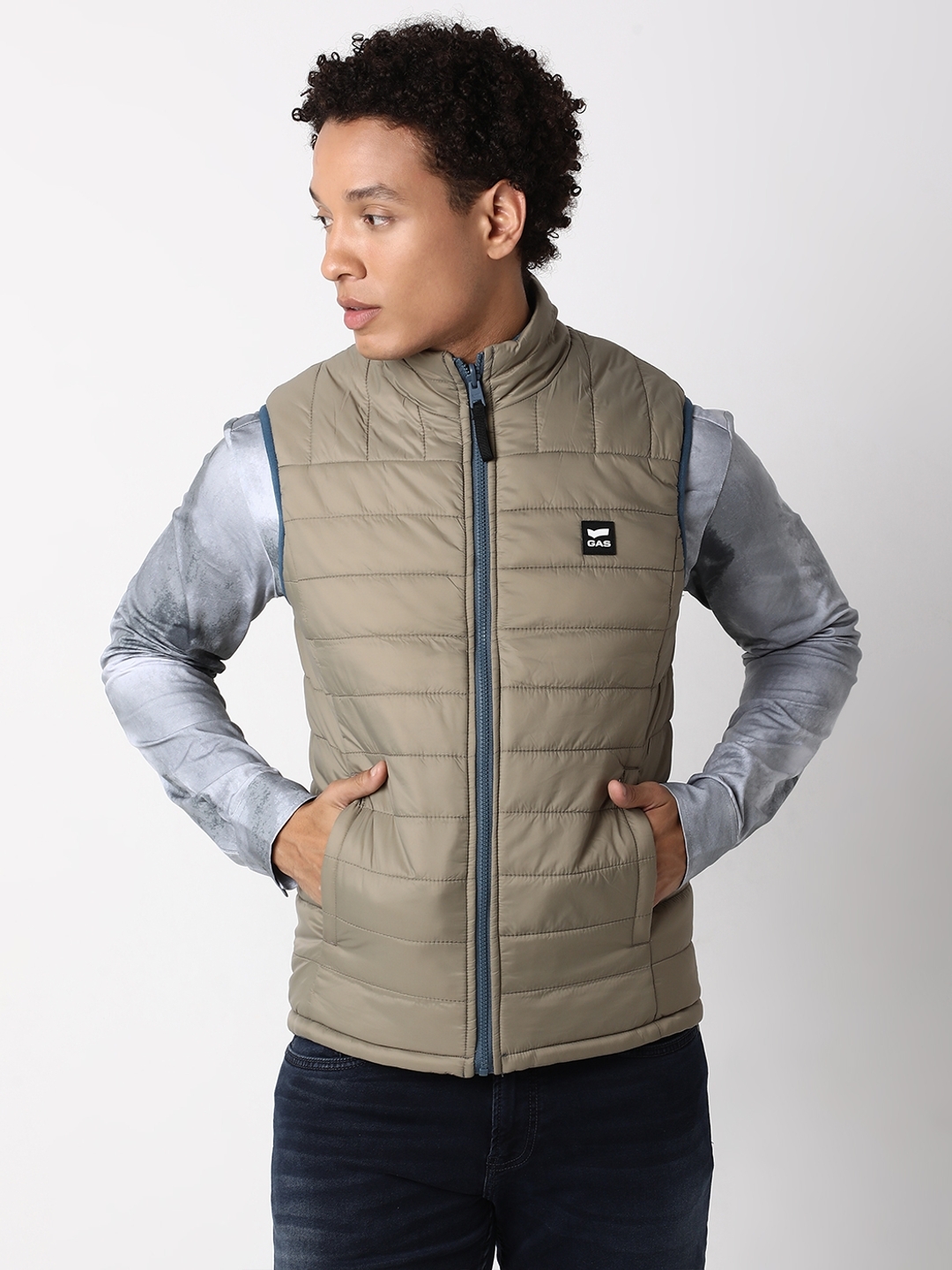 Regular Fit Sleeveless High Gilet Neck Solid Nylon Jacket