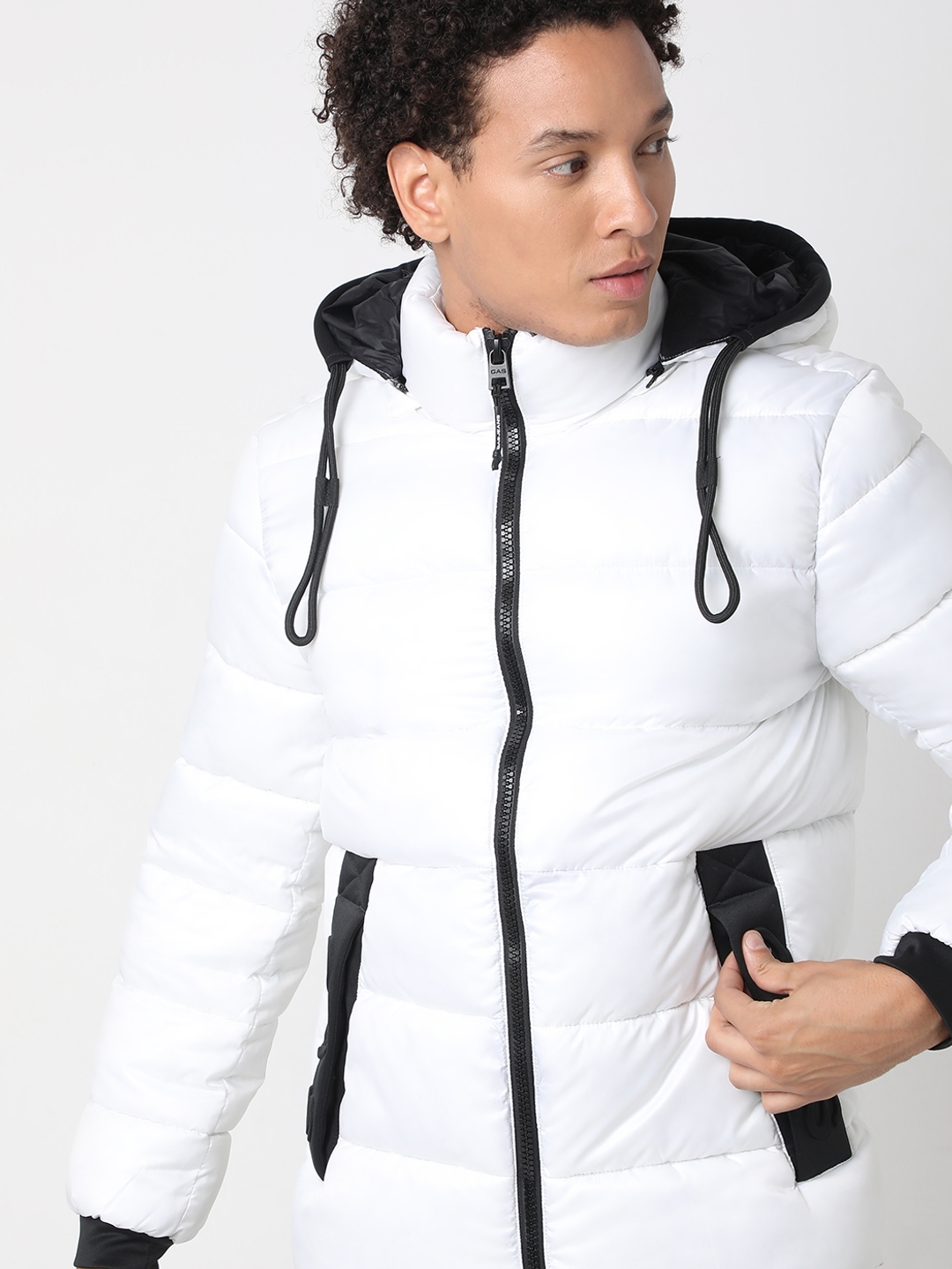 Regular Fit Full Sleeve Hooded Neck Solid Nylon Jacket