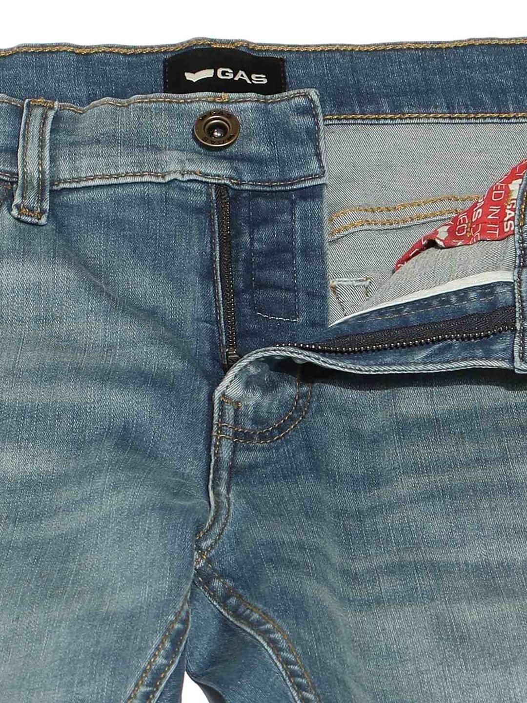 Relaxed Slim Fit Zippered Fly Denim