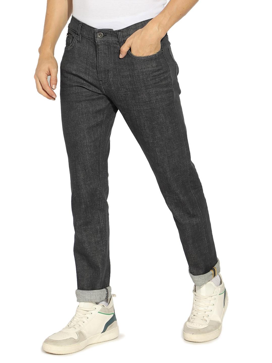 Relaxed Slim Fit Zippered Fly Denim