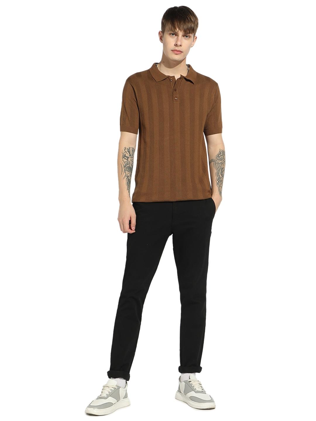 Stylised Neck Short Sleeve Regular Fit Knitwear