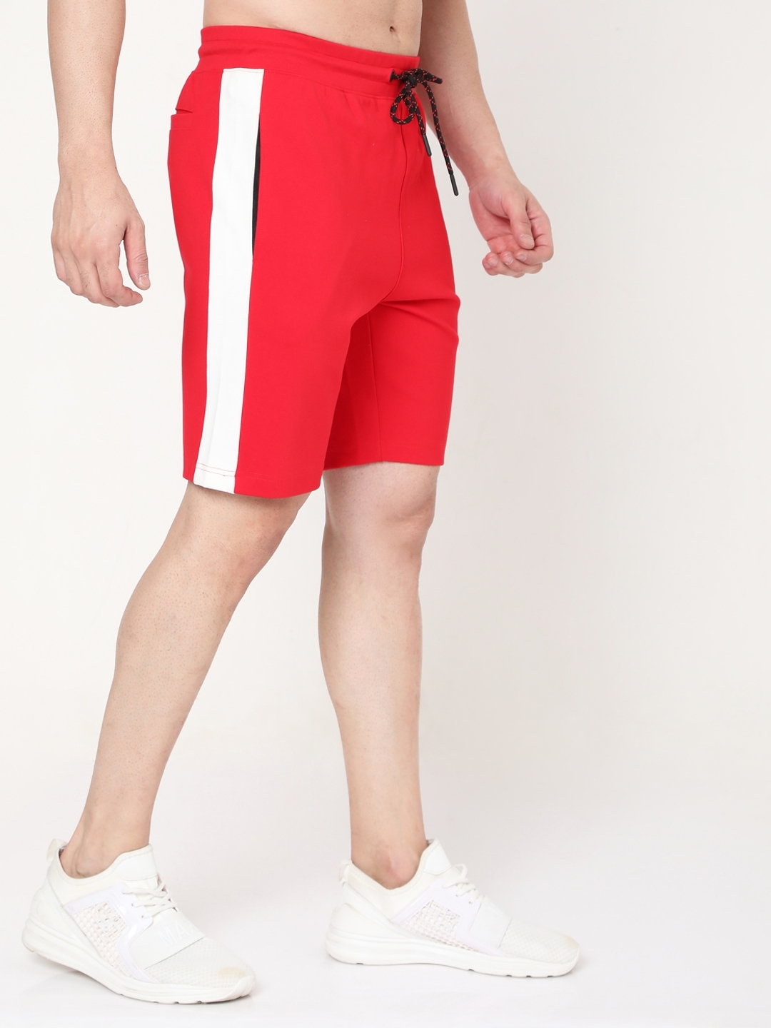 Men's Scott Contrast In Slim Fit Shorts