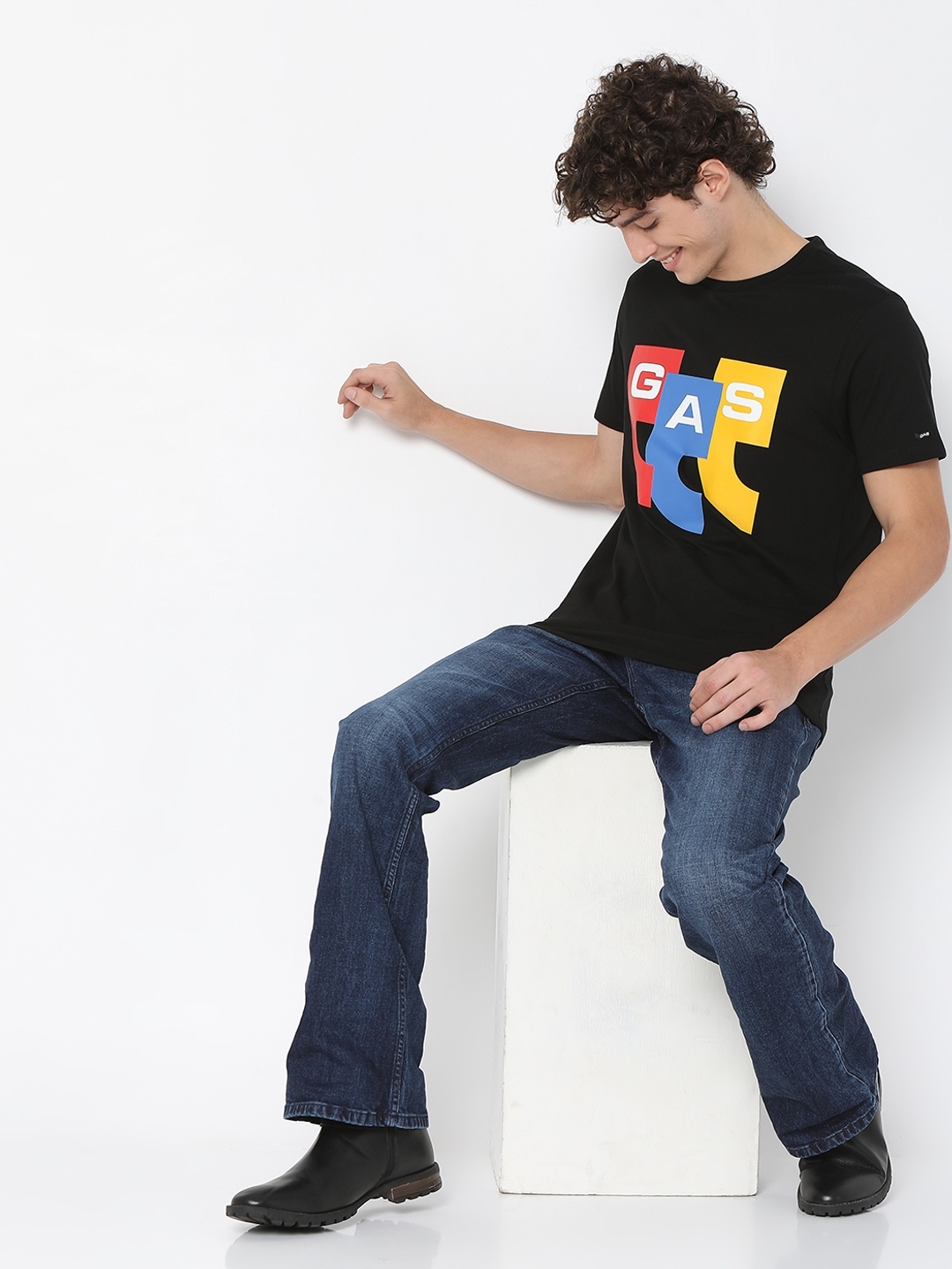 Scuba Pop Brand Print Crew-Neck T-Shirt