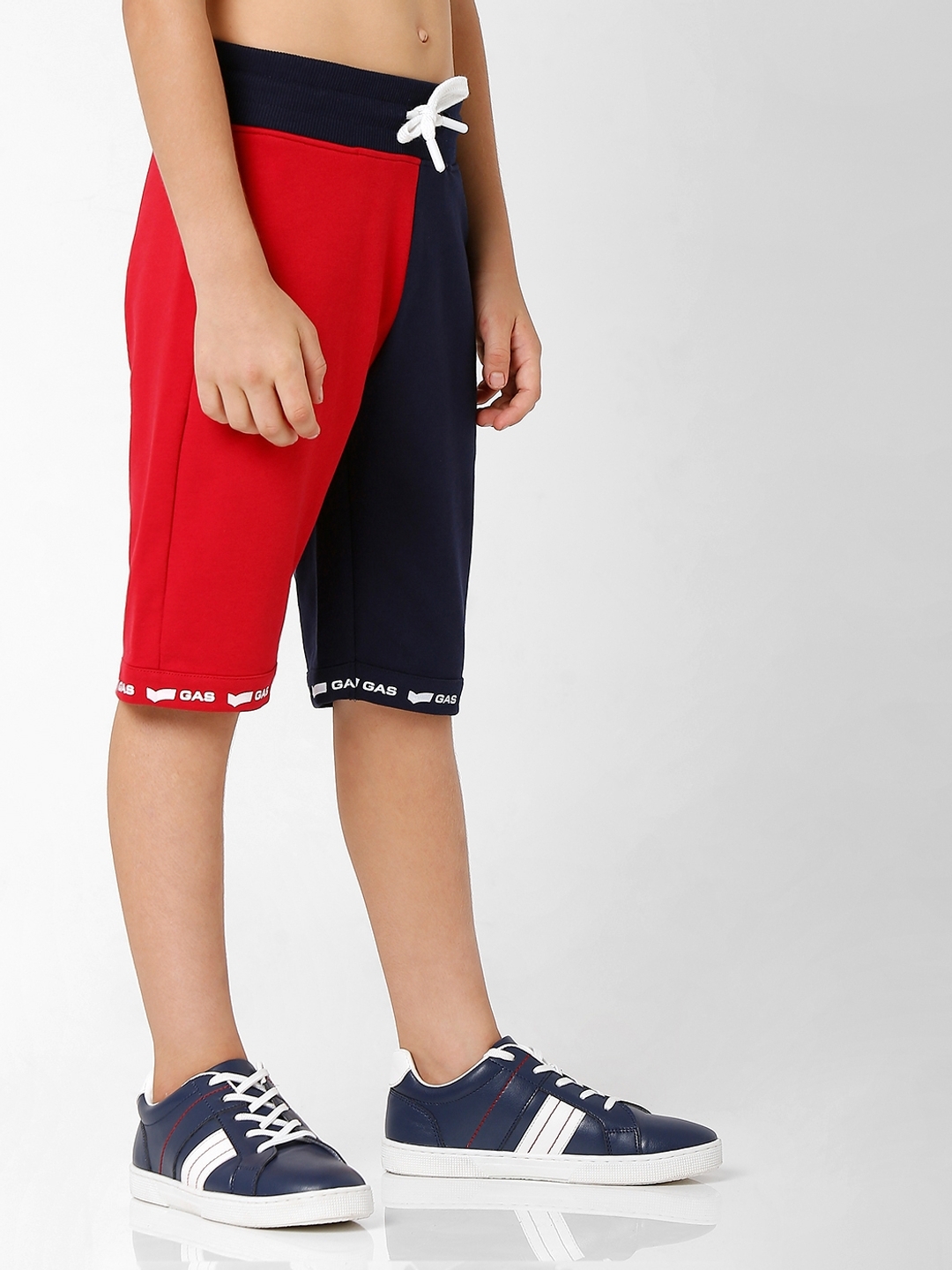 Boy's Colourblock Knit Shorts with Insert Pockets