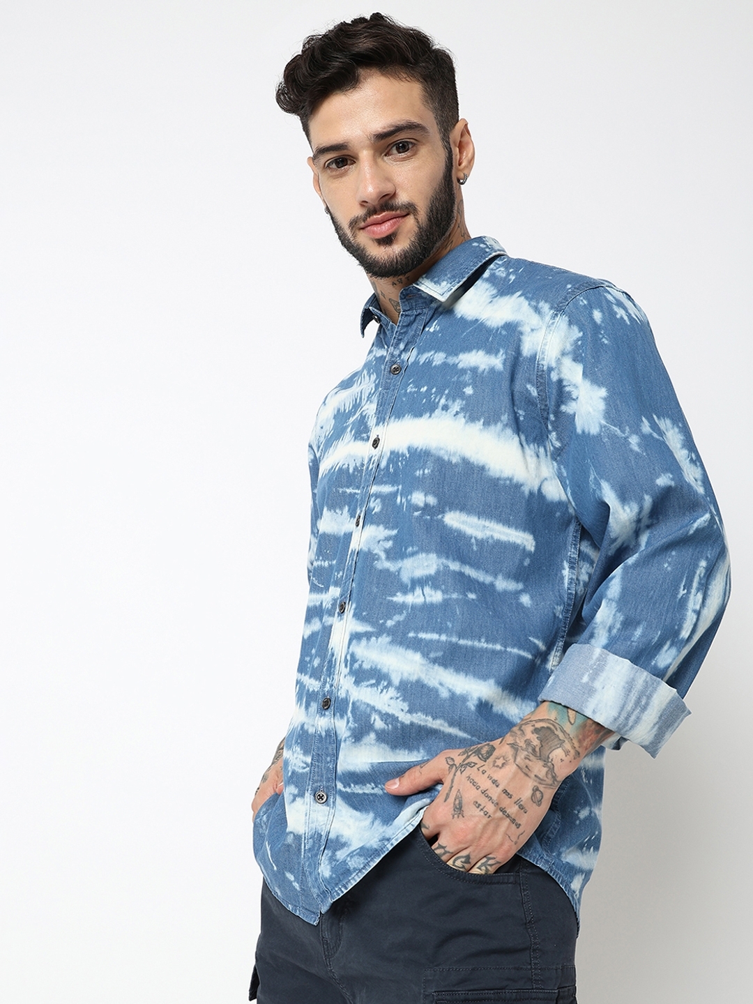 Buy online Mens Color Block Casual Shirt from shirts for Men by Showoff for  ₹1000 at 68% off | 2024 Limeroad.com