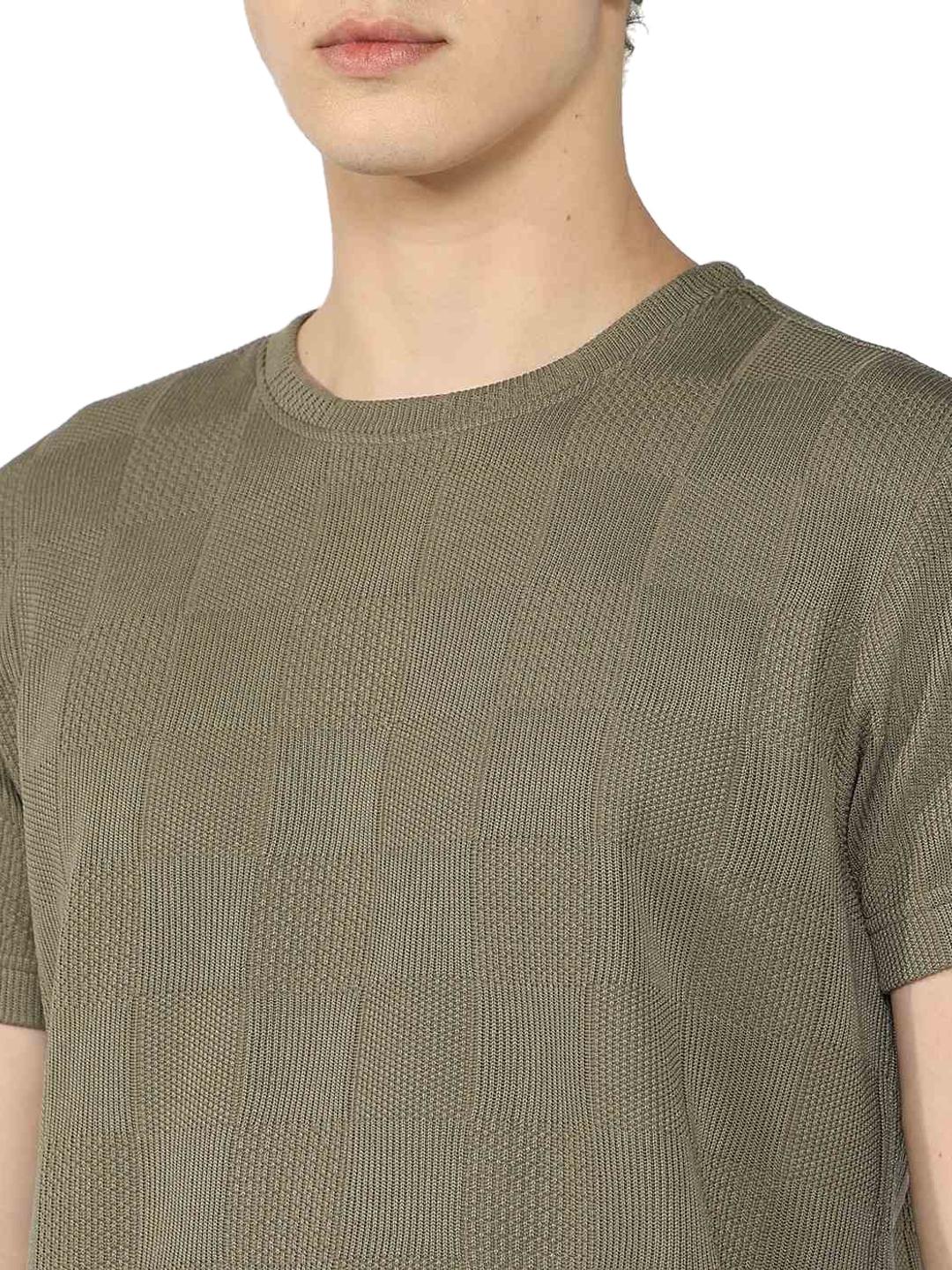 Solid Structured Comfort Fit T-shirt