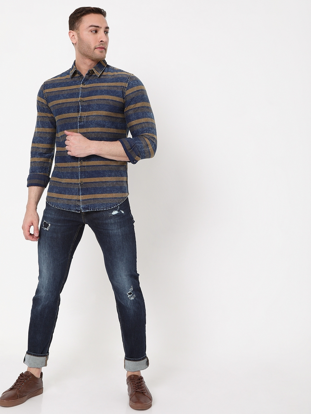 Slim Fit Striped Shirt