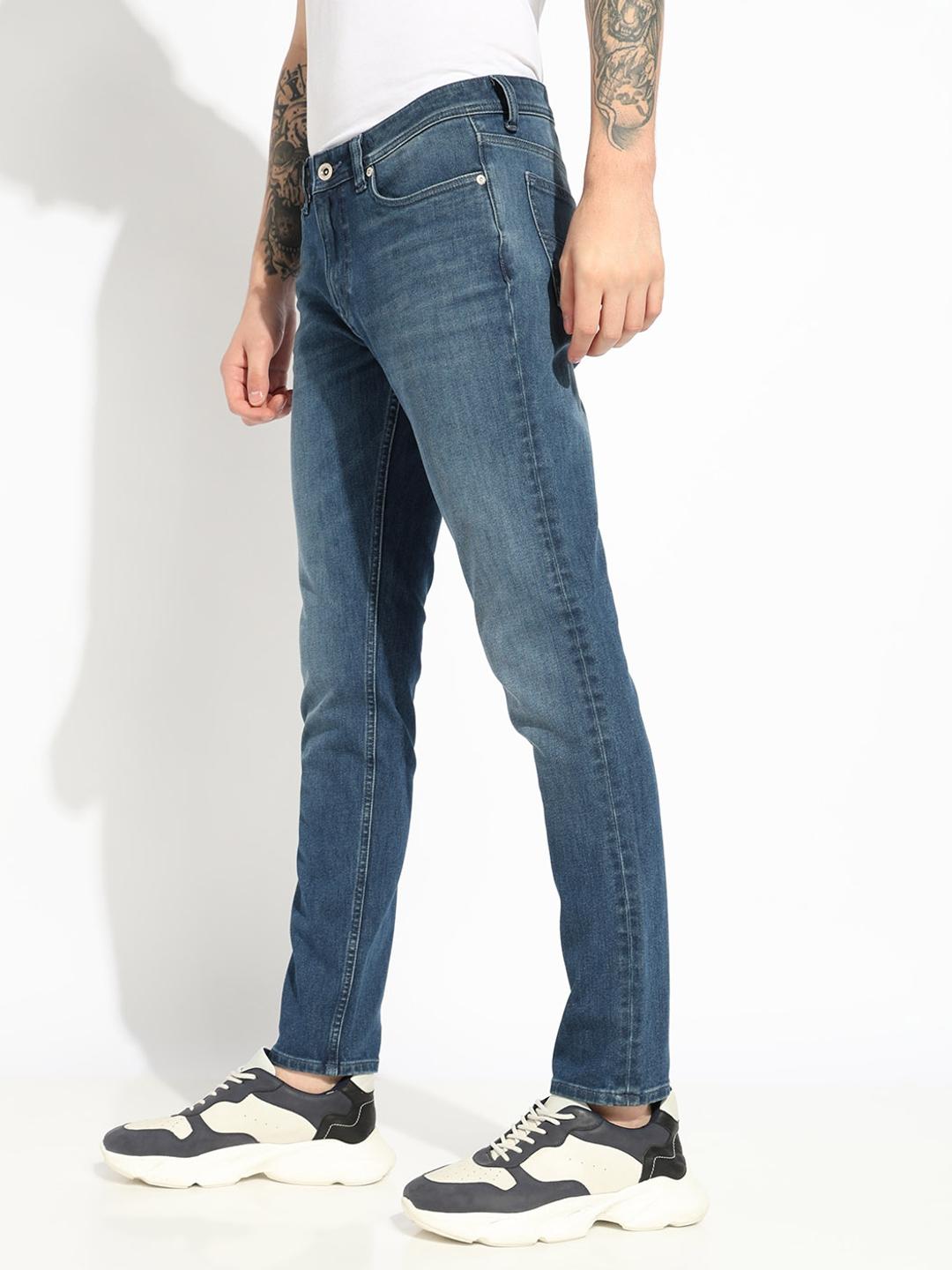 Slim Fit Zippered Fly Mid-Rise Denim