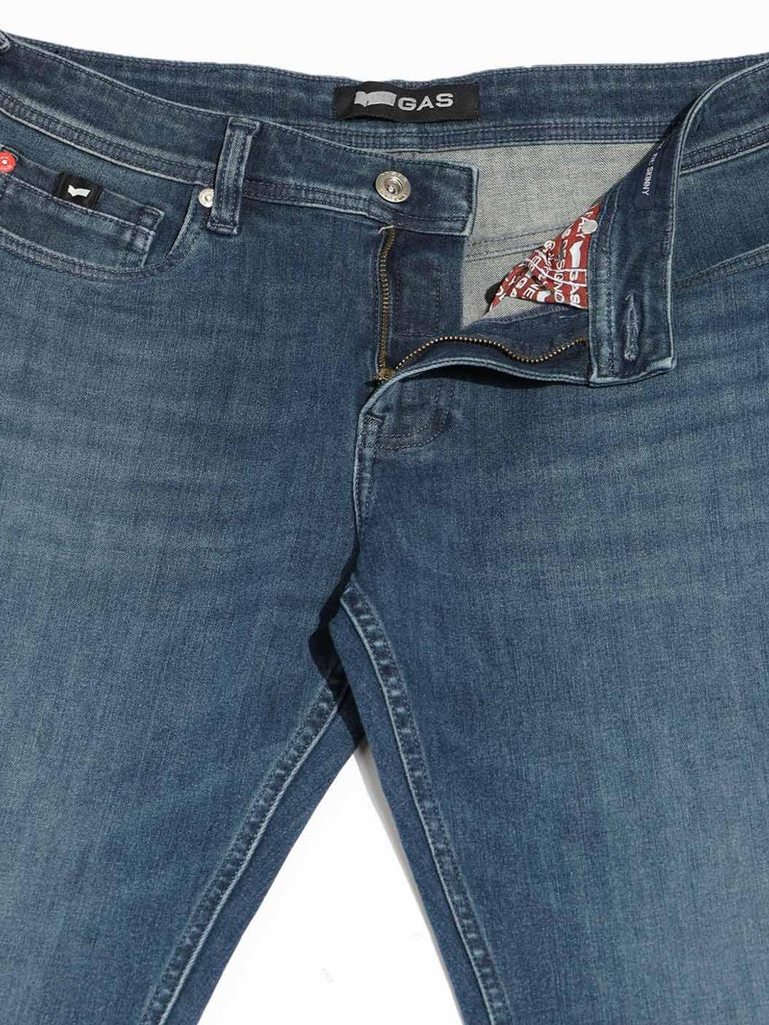 Slim Fit Zippered Fly Mid-Rise Denim